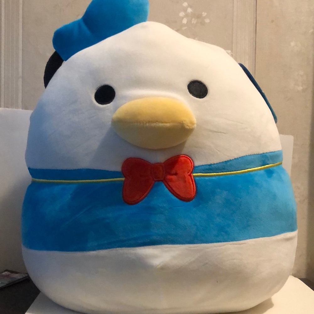 Donald duck squishmallow
